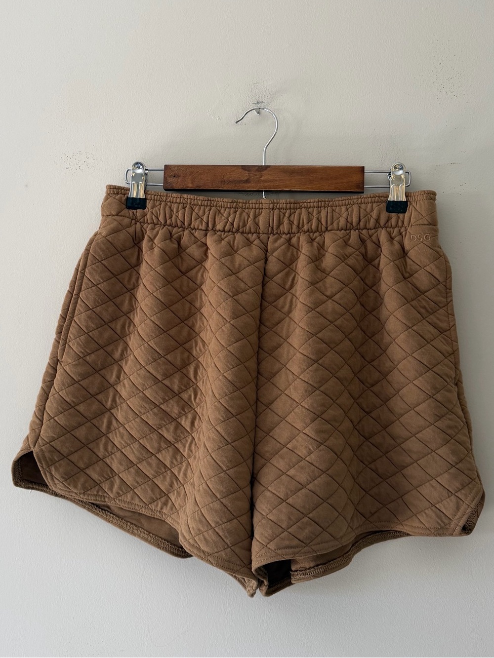 DSG Quilted Brown Athletic Lounge Shorts Size Medium